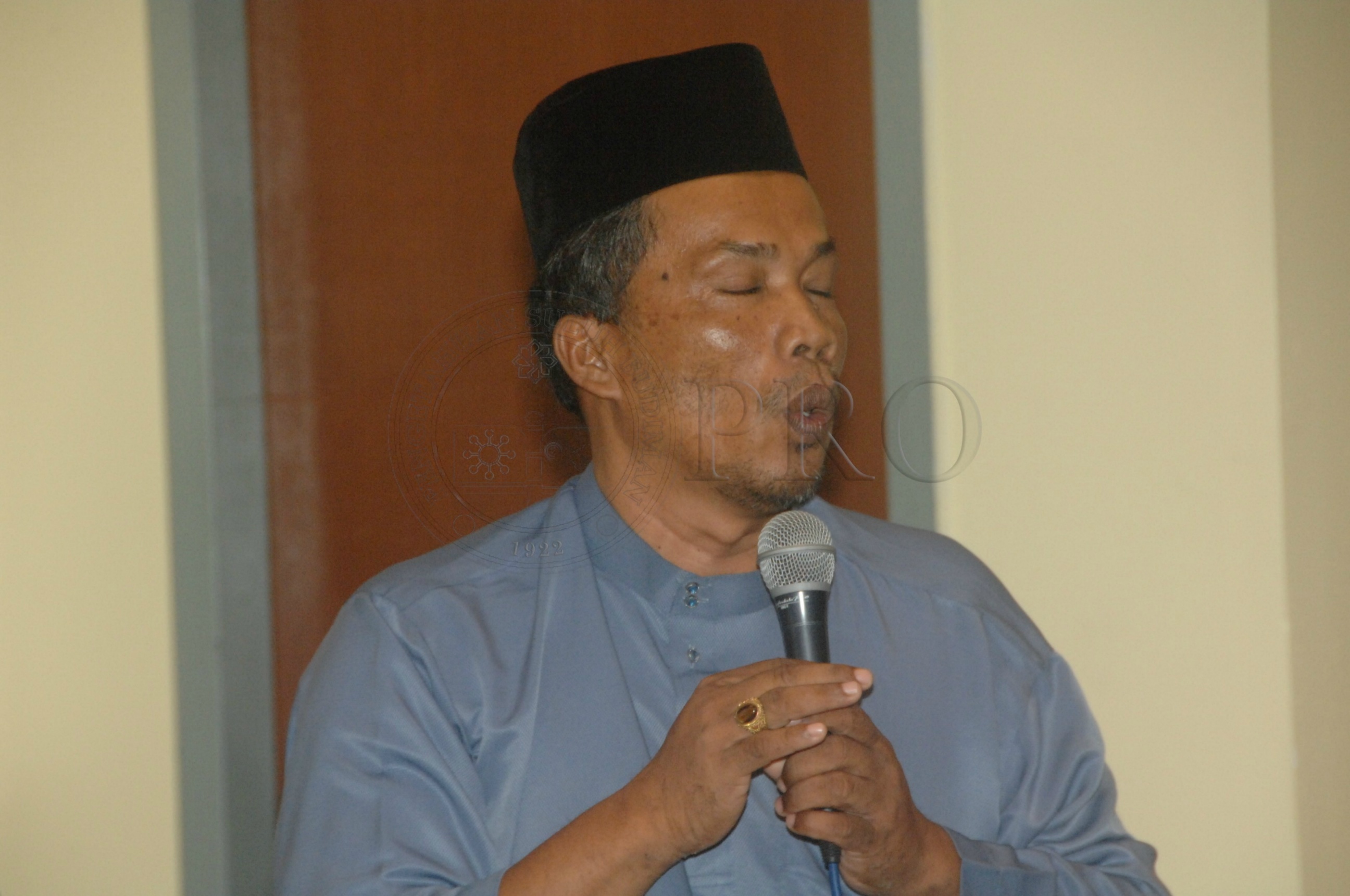 PRO 14 33 WACANA FBA 0262